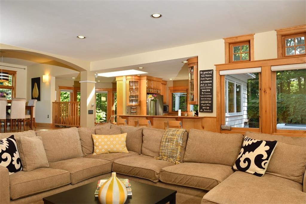28 Redlon Park Road Portland, ME 04102 - Photo 9 of 34 Photo