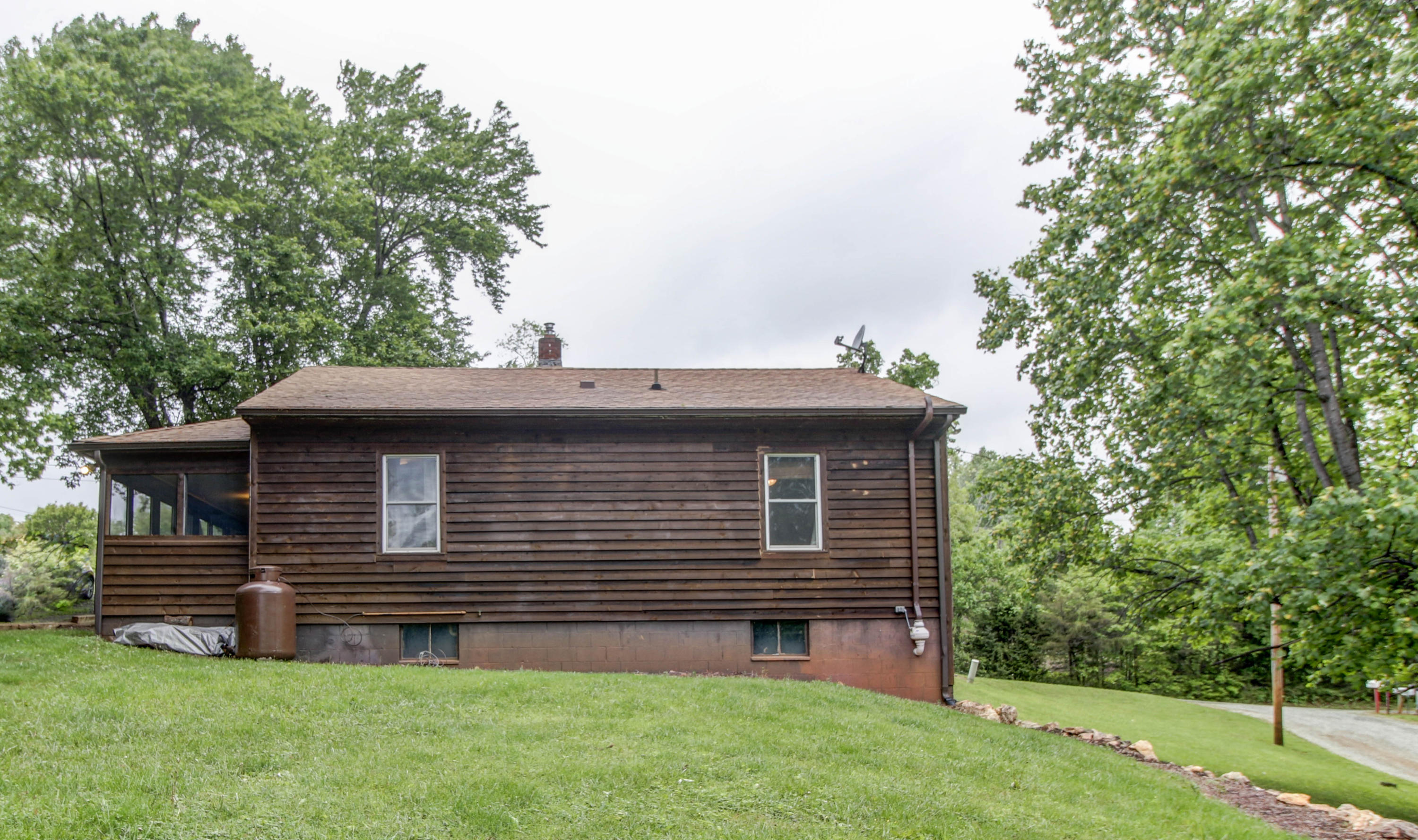 283 Red Valley Road Boones Mill, VA 24065 - Photo 19 of 21 _MG_0458_59_60