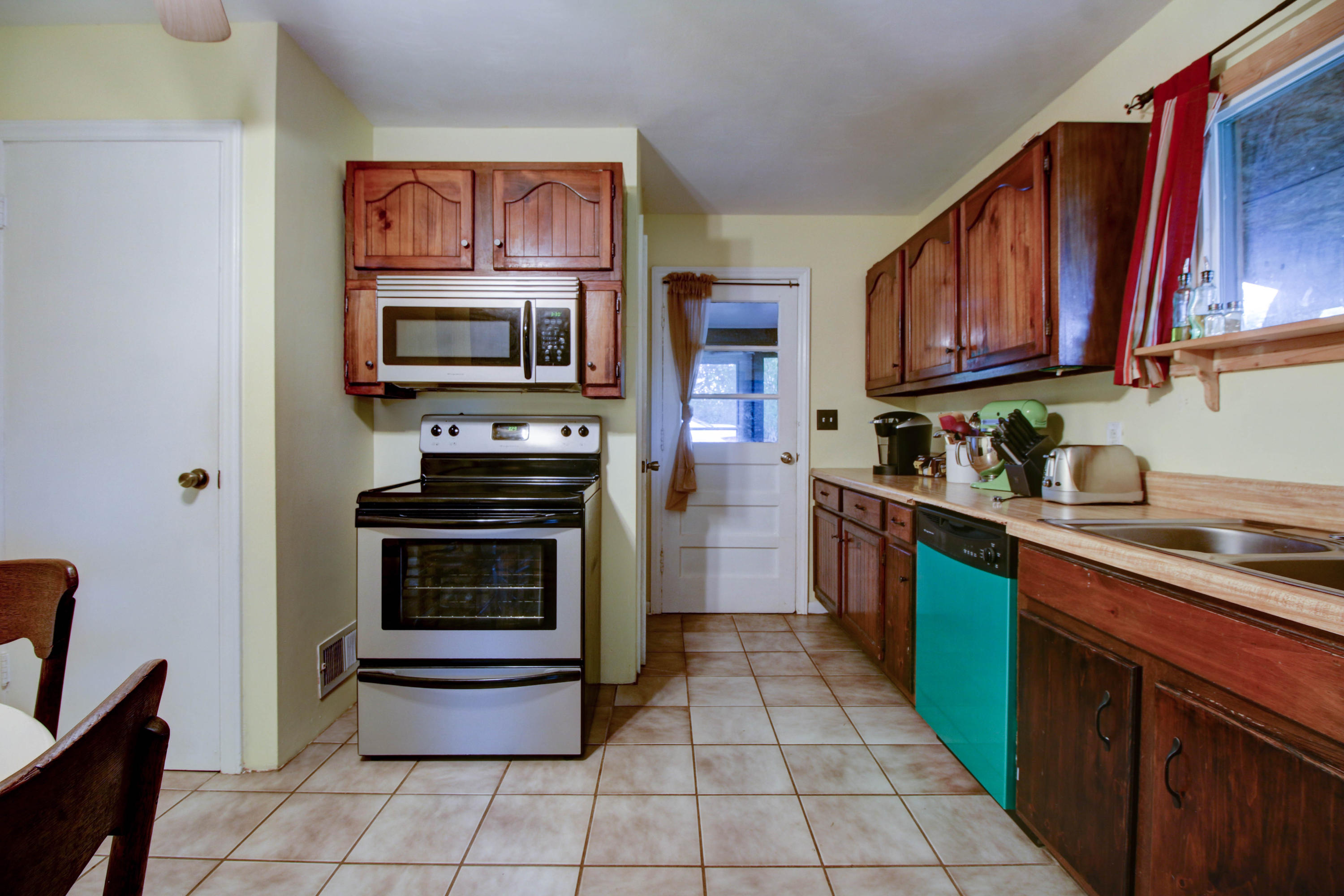 283 Red Valley Road Boones Mill, VA 24065 - Photo 7 of 21 _MG_0413_4_5