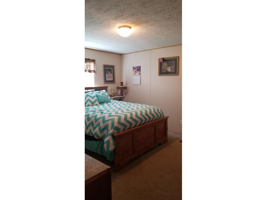 1395 East Stage Coach Road Greeneville, TN 37743 - Photo 14 of 26 Bedroom 3