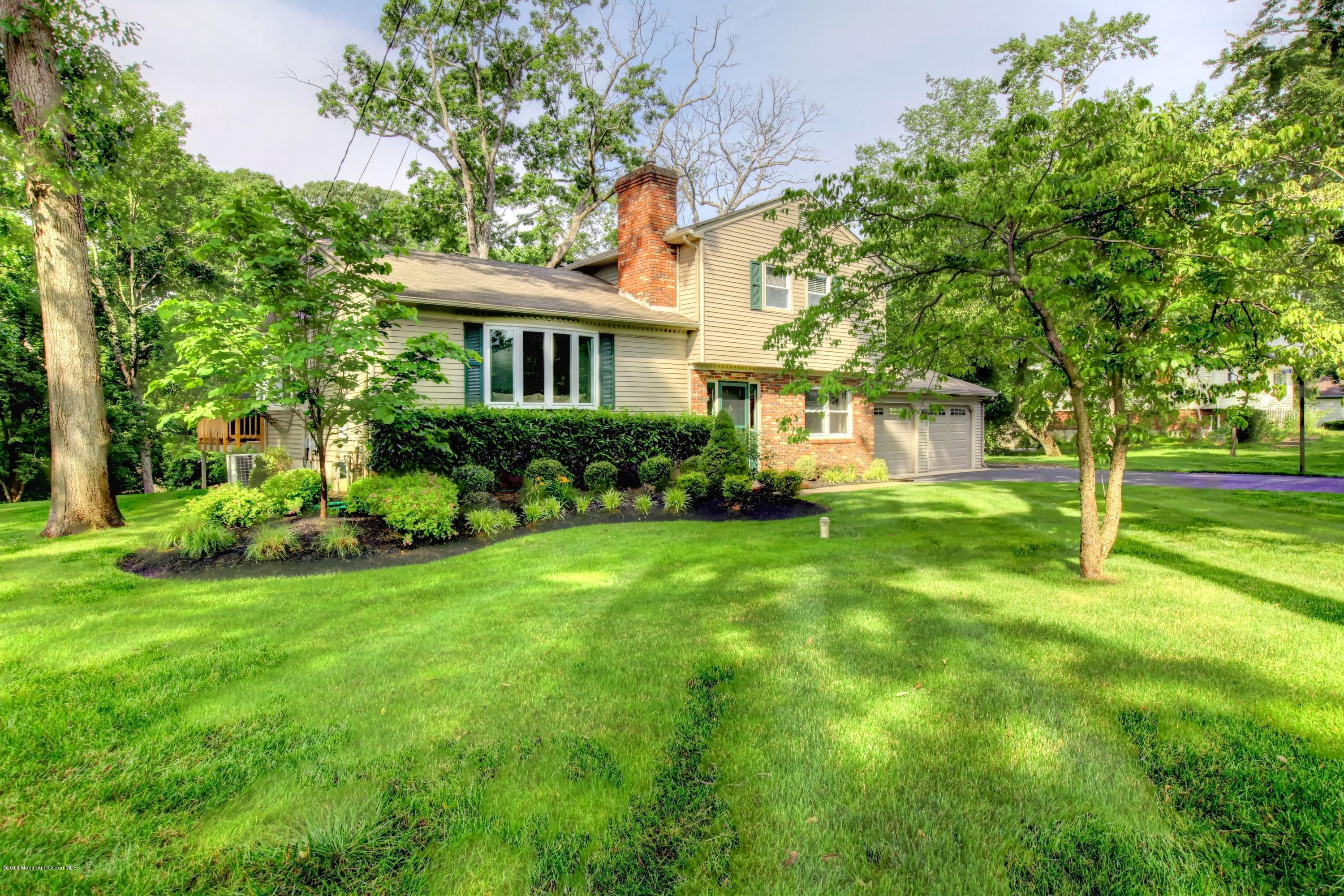 136 Manaqua Road Freehold, NJ 07728 - Photo 2 of 18 002_Front