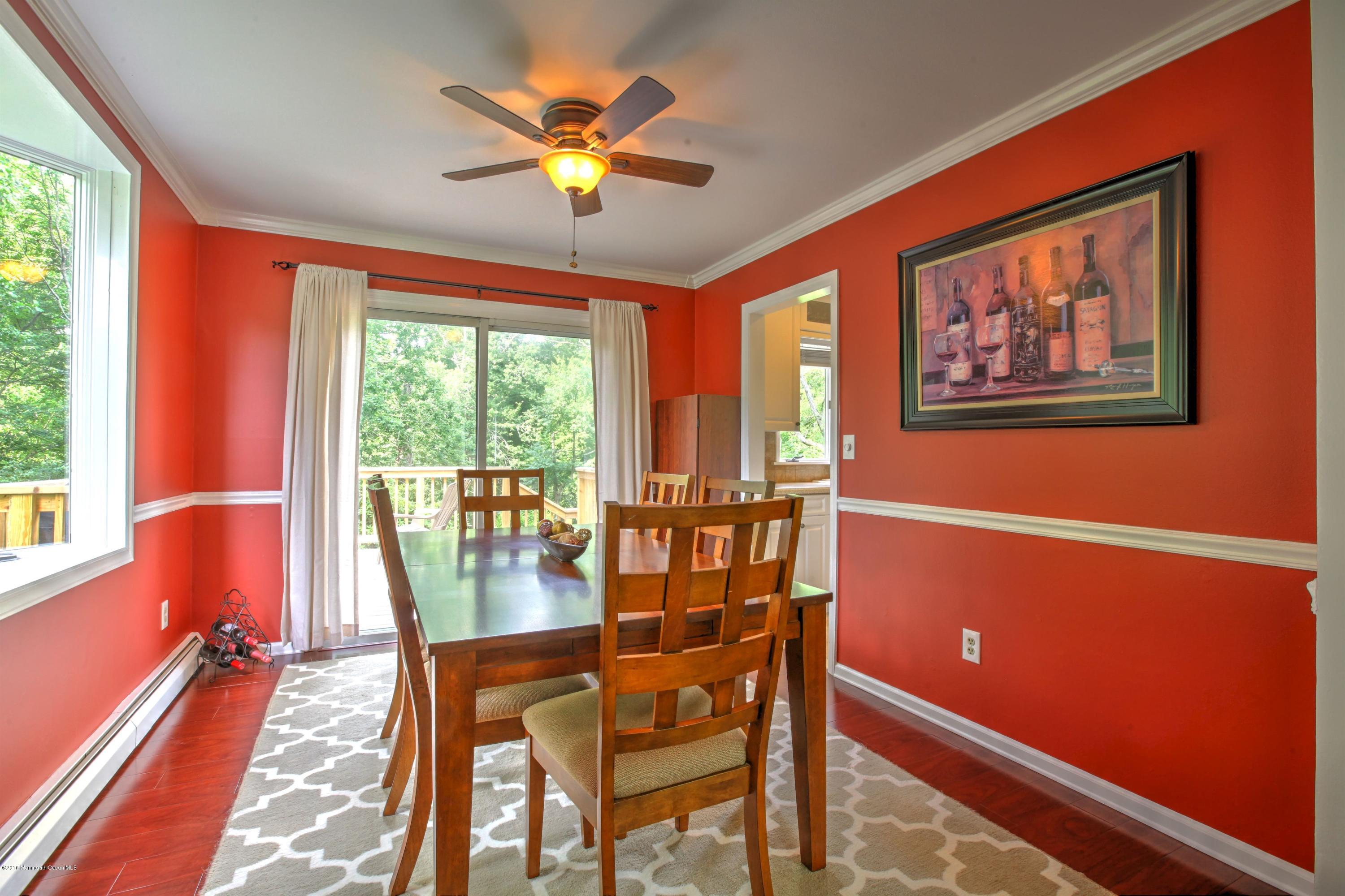 136 Manaqua Road Freehold, NJ 07728 - Photo 8 of 18 008_Dining