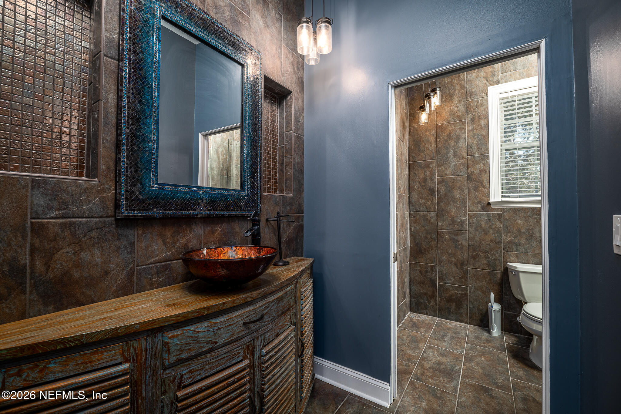 707 Standish Court St. Augustine, FL 32086 - Photo 45 of 69 44 Third Bedroom En-Suite Bathroom - Sec