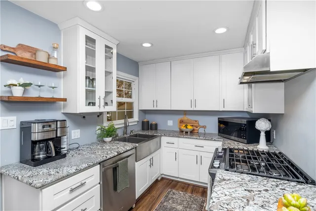 $749,000 | 324 South Minnesota Avenue, Glendora, CA 91741