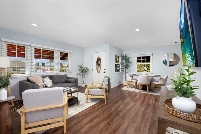 $749,000 | 324 South Minnesota Avenue, Glendora, CA 91741