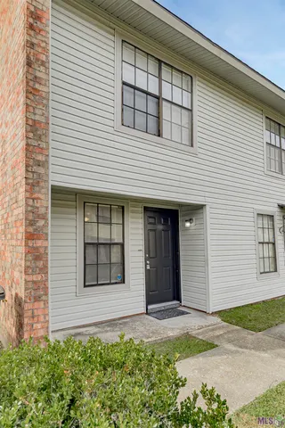 $1,200 | 4363 Rue De Belle Maison, Unit D, Baton Rouge, LA 70809