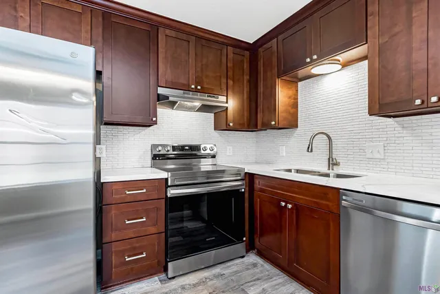 $1,200 | 4363 Rue De Belle Maison, Unit D, Baton Rouge, LA 70809