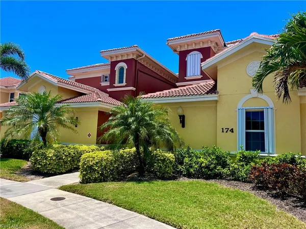 $309,900 | 174 Shadroe Cove Circle, Unit 1001, Cape Coral, FL 33991