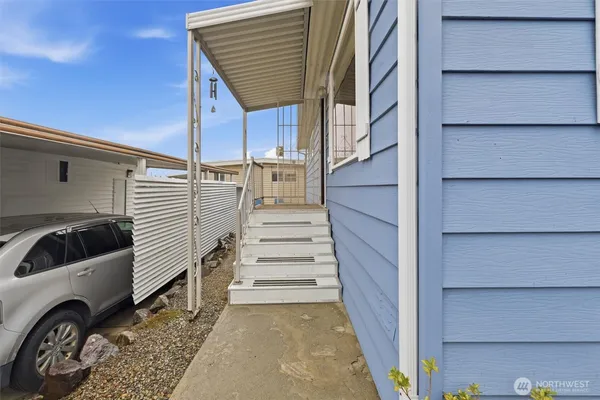 $77,950 | 1415 84th Street Southeast, Unit 46, Everett, WA 98208