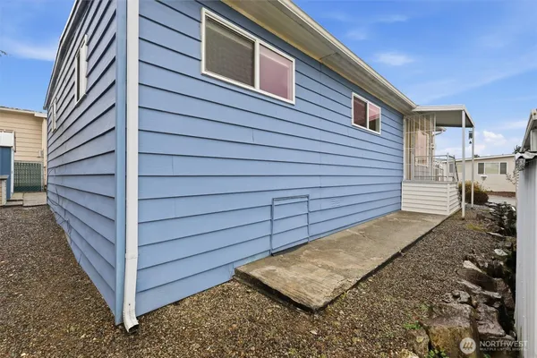 $77,950 | 1415 84th Street Southeast, Unit 46, Everett, WA 98208