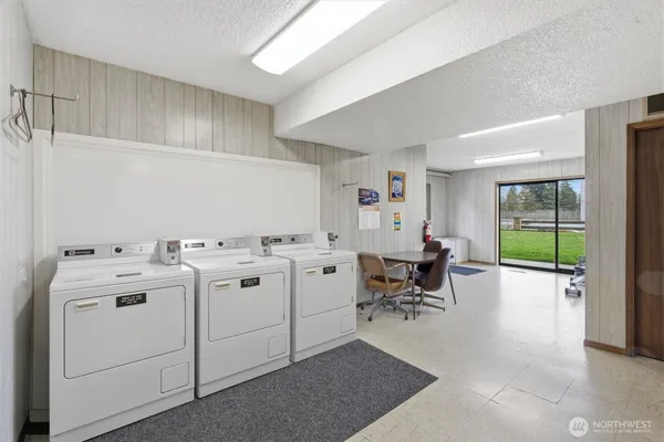 $77,950 | 1415 84th Street Southeast, Unit 46, Everett, WA 98208