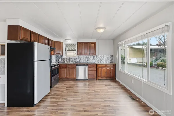 $77,950 | 1415 84th Street Southeast, Unit 46, Everett, WA 98208