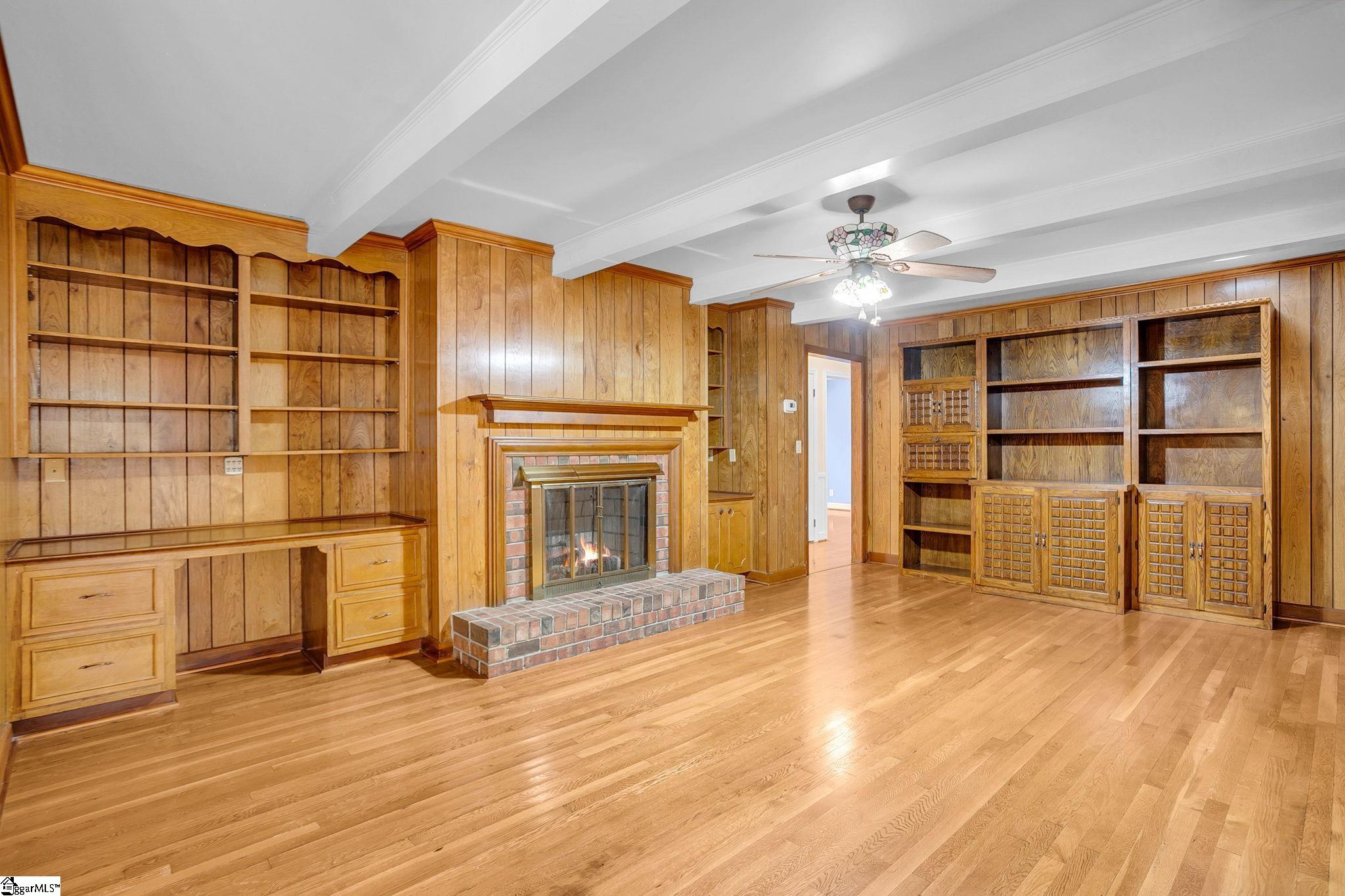 204 Montclair Road Greer, SC 29651 - Photo 15 of 43