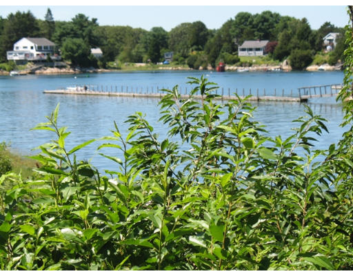 103 Riverview Road Gloucester, MA 01930 - Photo 3 of 14 Gallery Image 3