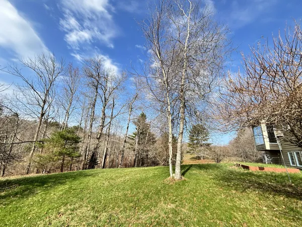 $384,900 | 10 Song Bird Lane, Readfield, ME 04355
