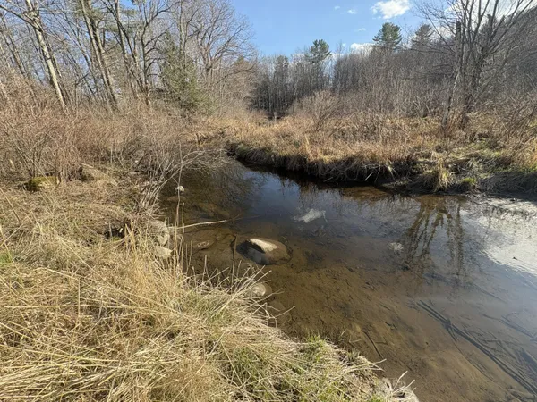 $384,900 | 10 Song Bird Lane, Readfield, ME 04355