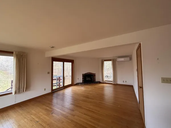 $384,900 | 10 Song Bird Lane, Readfield, ME 04355