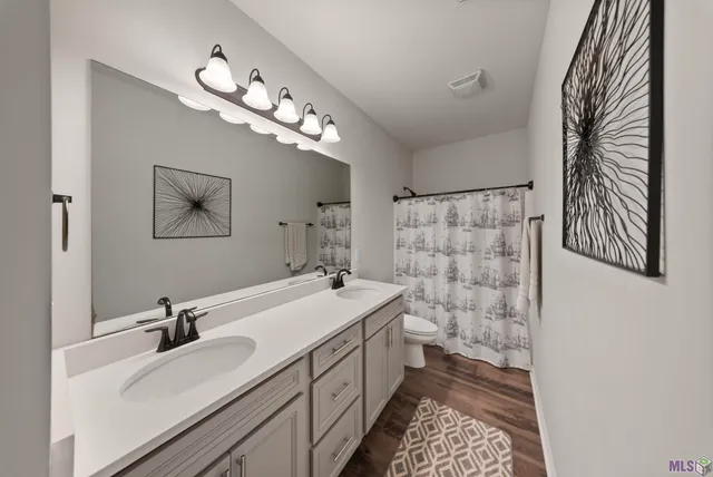 $3,200 | 1343 Rustic Pine Drive, Baton Rouge, LA 70820