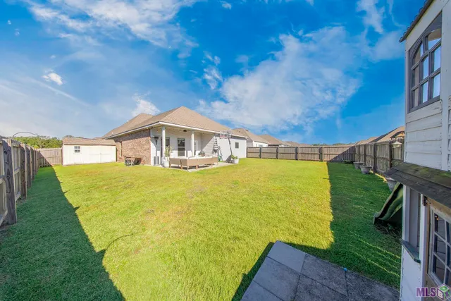 $3,200 | 1343 Rustic Pine Drive, Baton Rouge, LA 70820