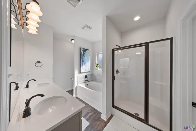 $3,200 | 1343 Rustic Pine Drive, Baton Rouge, LA 70820