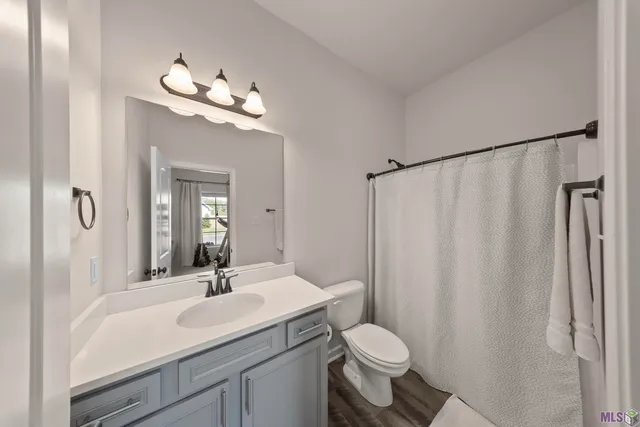 $3,200 | 1343 Rustic Pine Drive, Baton Rouge, LA 70820