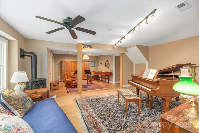 $599,000 | 17 Red Oak Lane, Alexander, NC 28701