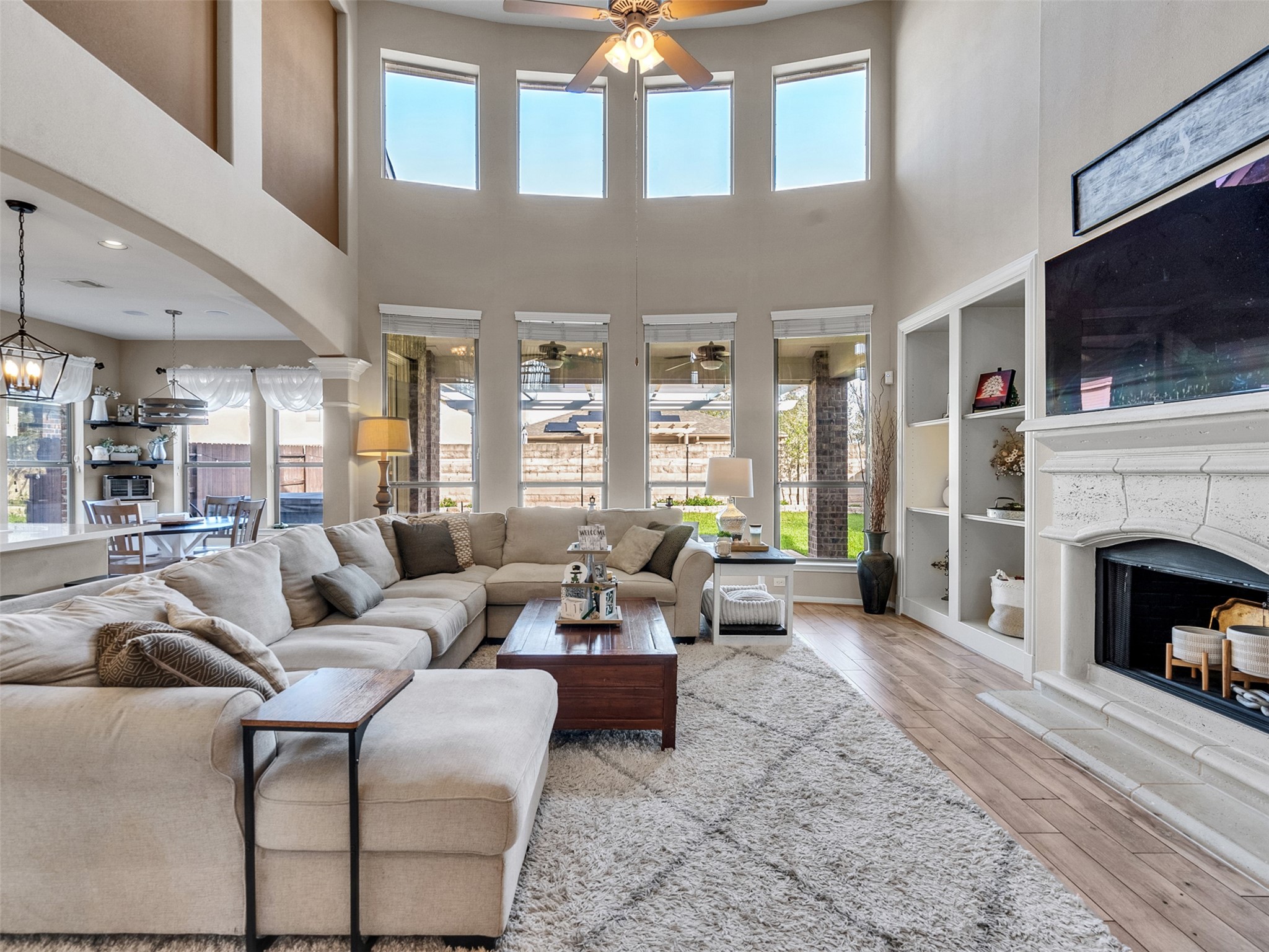 9602 Emerald Lakes Drive Rosharon, TX 77583 - Photo 6 of 33