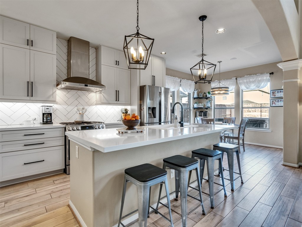 9602 Emerald Lakes Drive Rosharon, TX 77583 - Photo 8 of 33