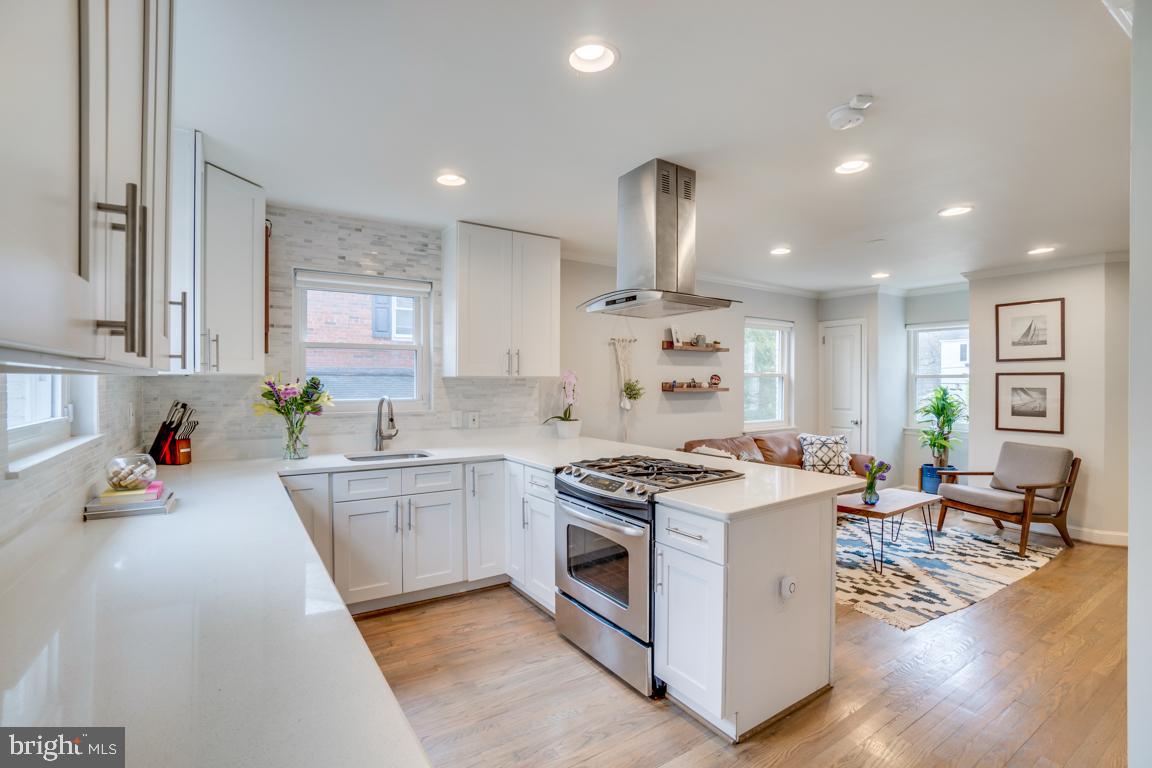 1215 West Braddock Road Alexandria, VA 22302 - Photo 20 of 36