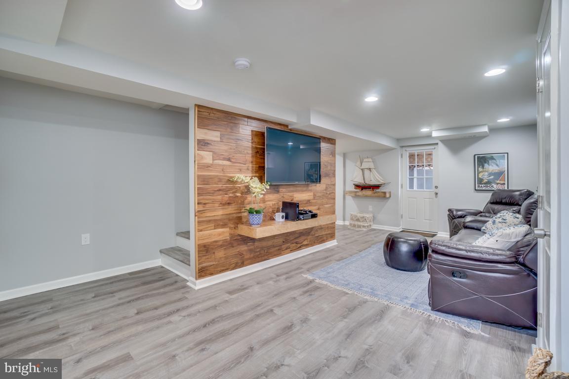 1215 West Braddock Road Alexandria, VA 22302 - Photo 25 of 36