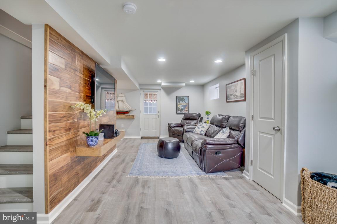 1215 West Braddock Road Alexandria, VA 22302 - Photo 26 of 36