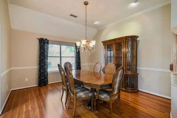 $2,500 | 9631 Bavaria Drive, Houston, TX 77070