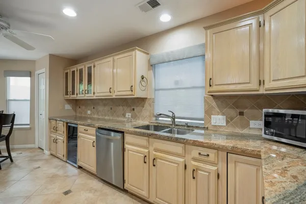 $2,500 | 9631 Bavaria Drive, Houston, TX 77070