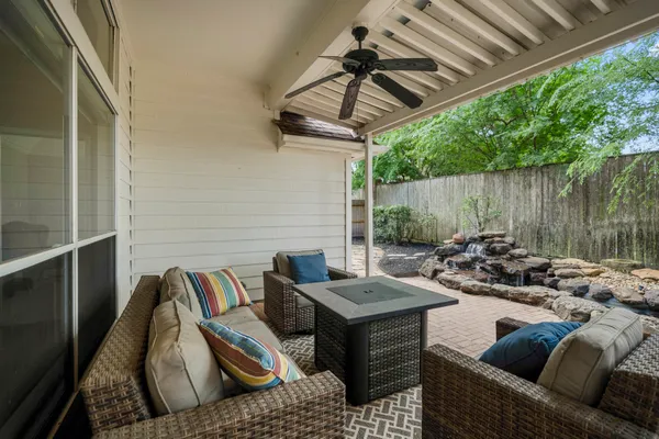 $2,500 | 9631 Bavaria Drive, Houston, TX 77070