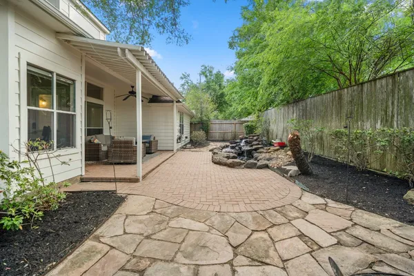 $2,500 | 9631 Bavaria Drive, Houston, TX 77070