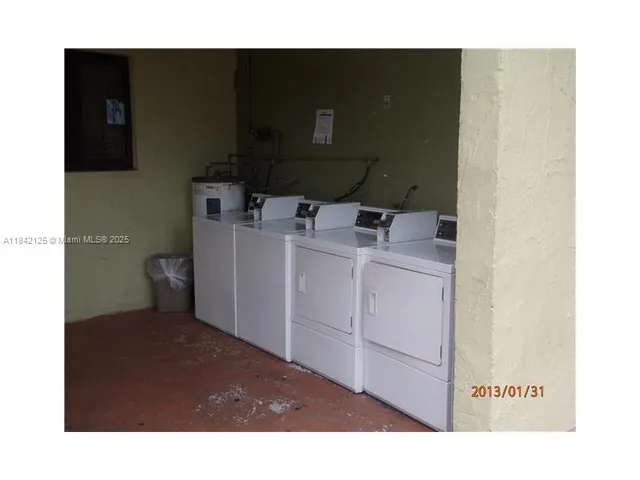 $2,100 | 1121 Southwest 105th Avenue, Unit 322, Miami, FL 33174