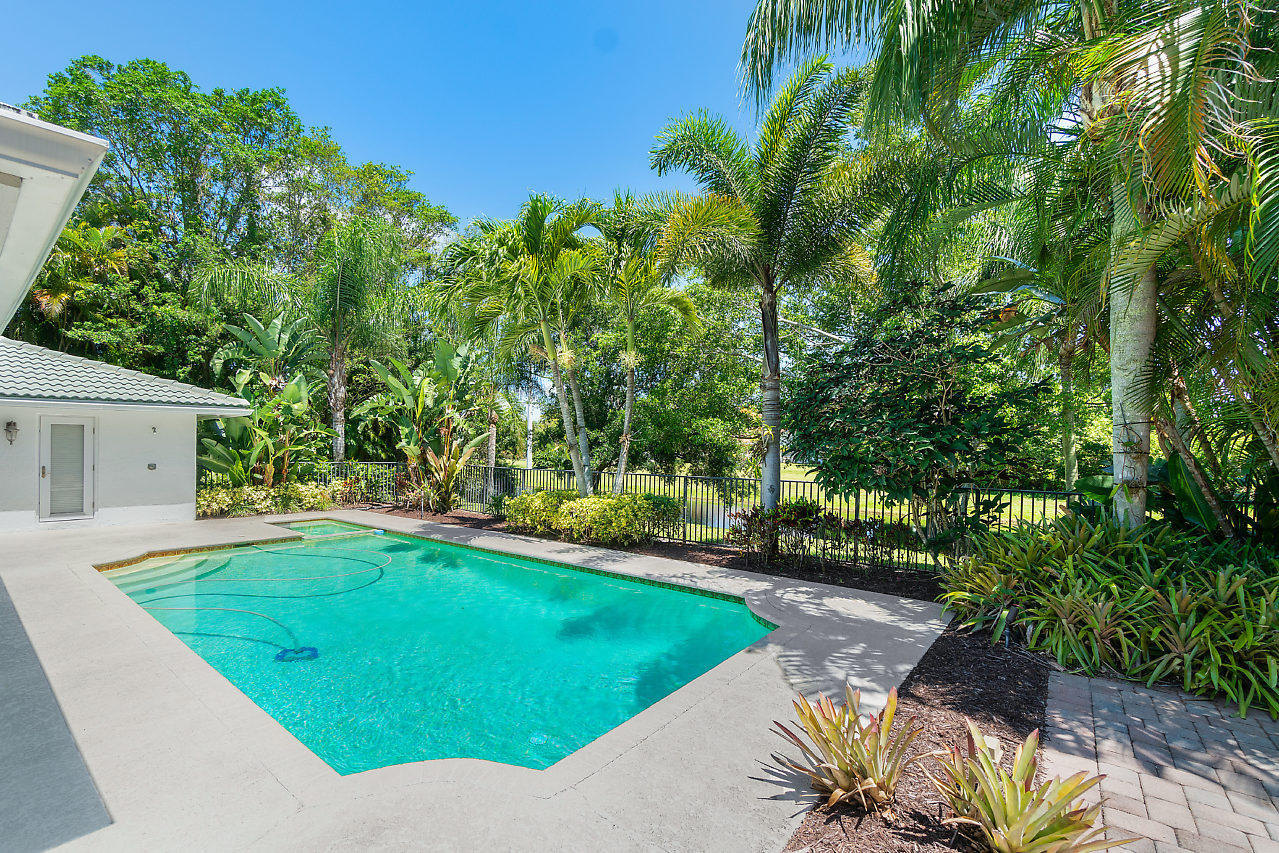 1921 Northwest 25th Street Boca Raton, FL 33431 - Photo 29 of 42 031-1921NW25thSt-BocaRaton-FL-small