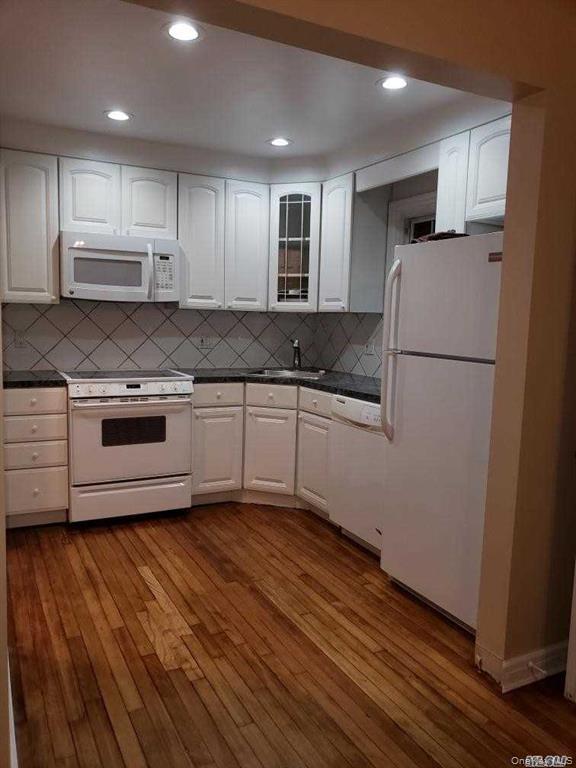 75 Searingtown Road, Unit 1 Albertson, NY 11507 - Photo 7 of 15
