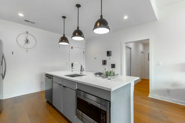 $515,000 | 411 Fairpoint Street, Unit 308, Chattanooga, TN 37405