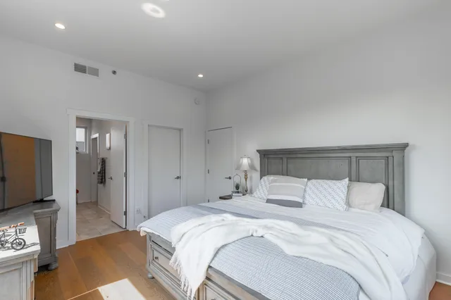 $515,000 | 411 Fairpoint Street, Unit 308, Chattanooga, TN 37405