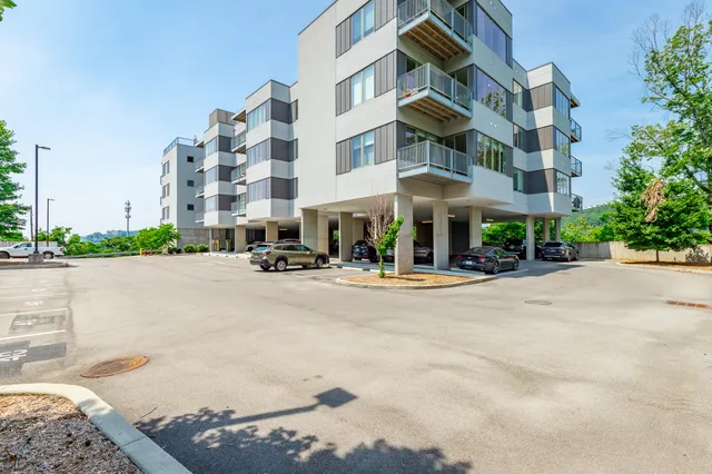 $515,000 | 411 Fairpoint Street, Unit 308, Chattanooga, TN 37405