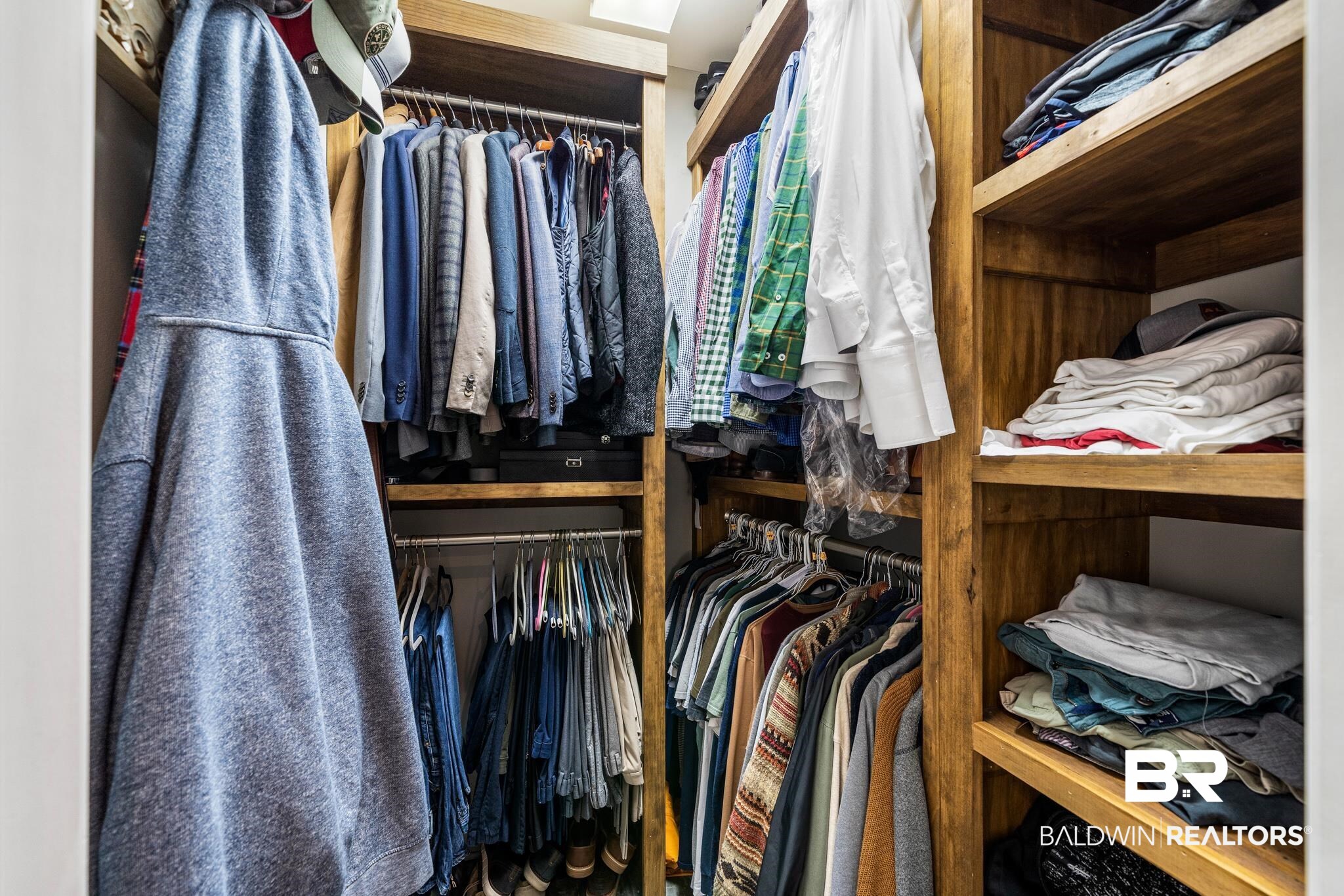 203 Potters Mills Road Daphne, AL 36526 - Photo 21 of 45 Master Walk In closet