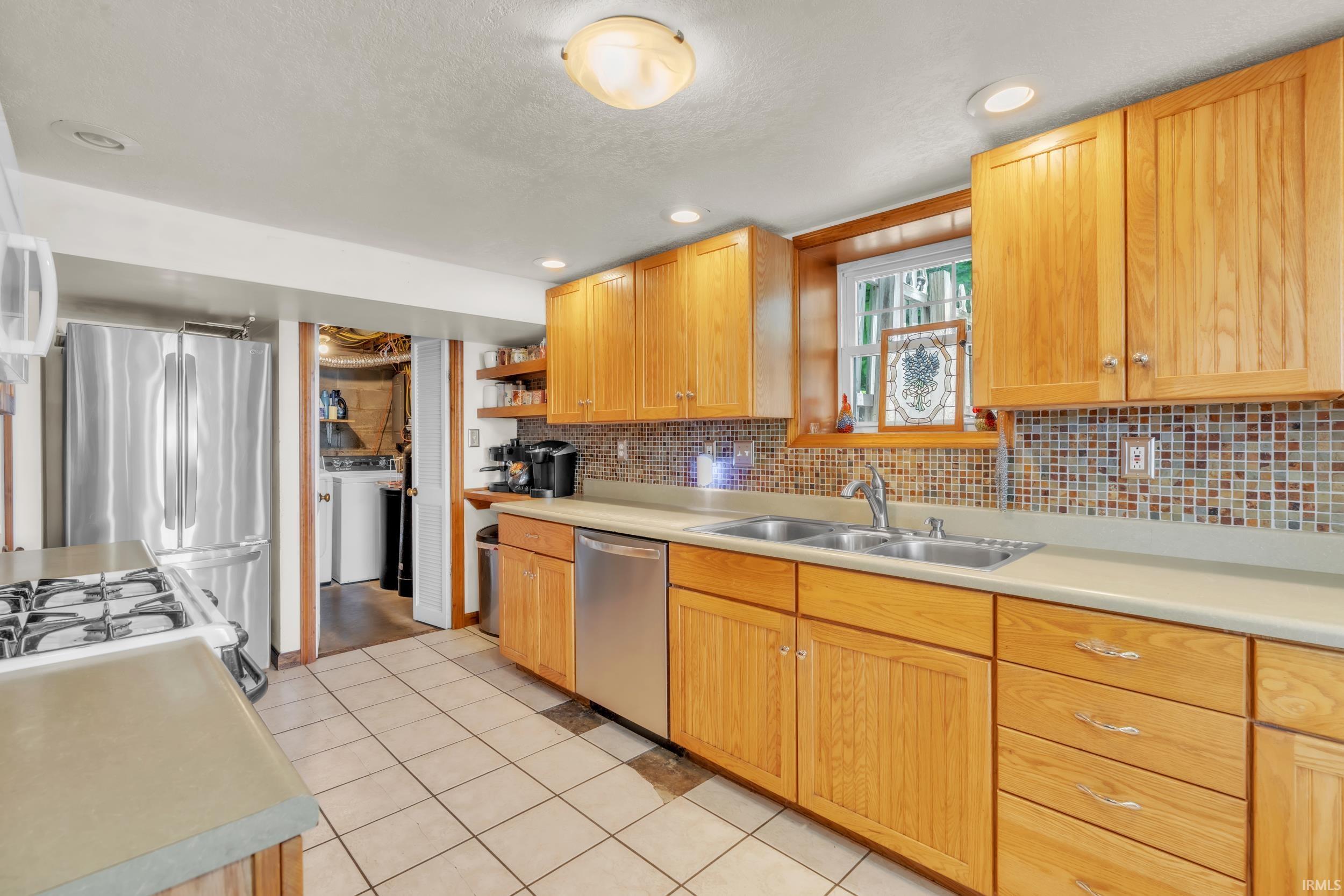 472 Spring Beach Road Rome City, IN 46784 - Photo 14 of 36