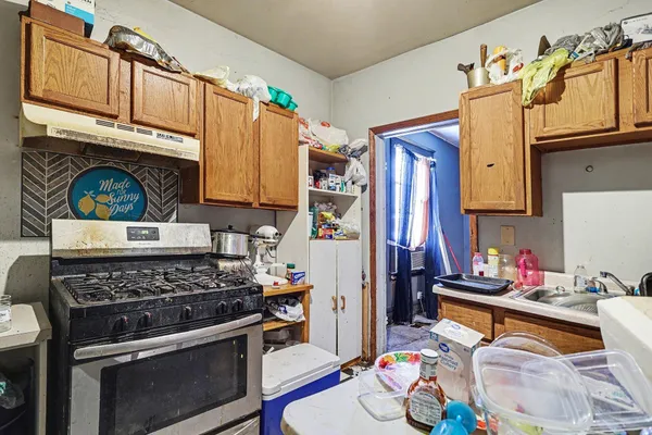 $59,900 | 717 North Eaton Street, Albion, MI 49224