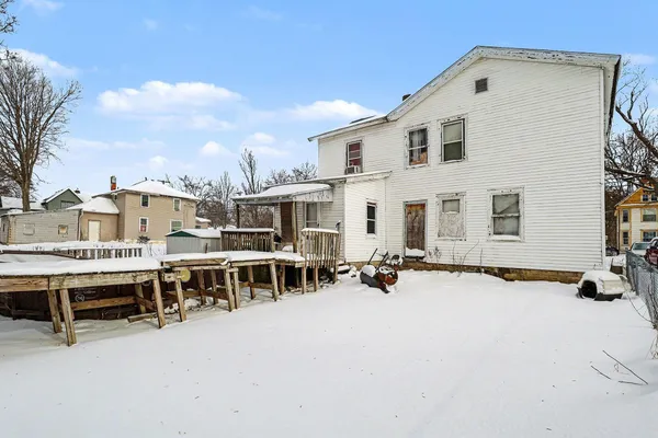 $59,900 | 717 North Eaton Street, Albion, MI 49224