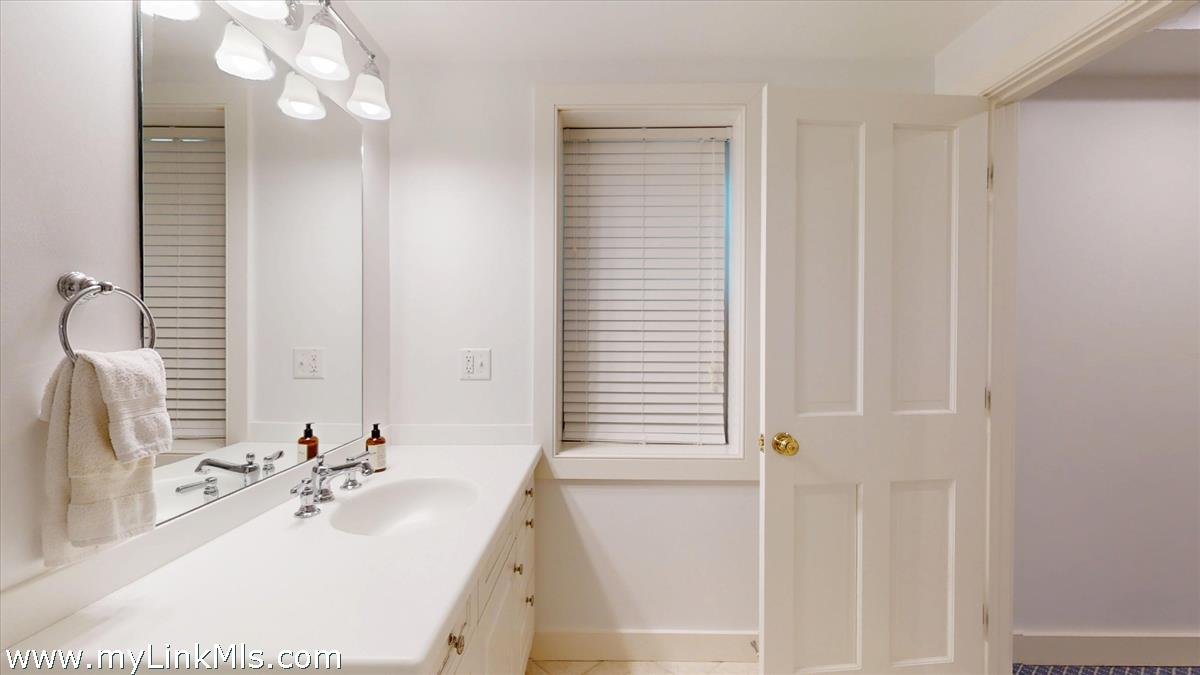 39 A Milk Street Nantucket, MA 02554 - Photo 52 of 56