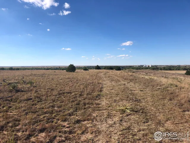$210,000 | 32 County Road, Julesburg, CO 80737