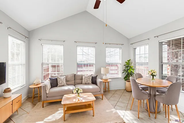 $310,000 | 7111 Village Charmant Drive, Unit 170, Baton Rouge, LA 70809