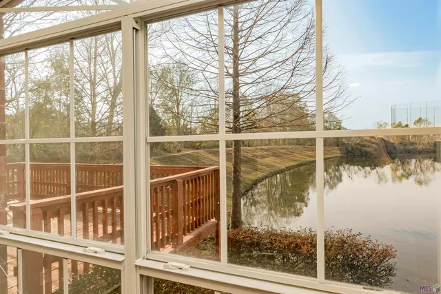 $310,000 | 7111 Village Charmant Drive, Unit 170, Baton Rouge, LA 70809