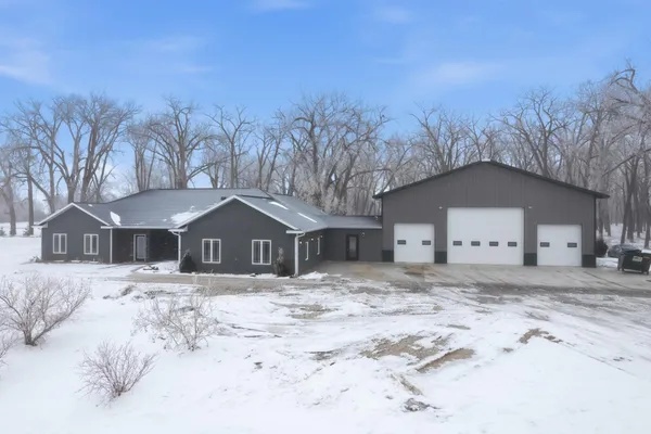 $749,900 | 1284 161st Avenue Northeast, Buxton, ND 58218